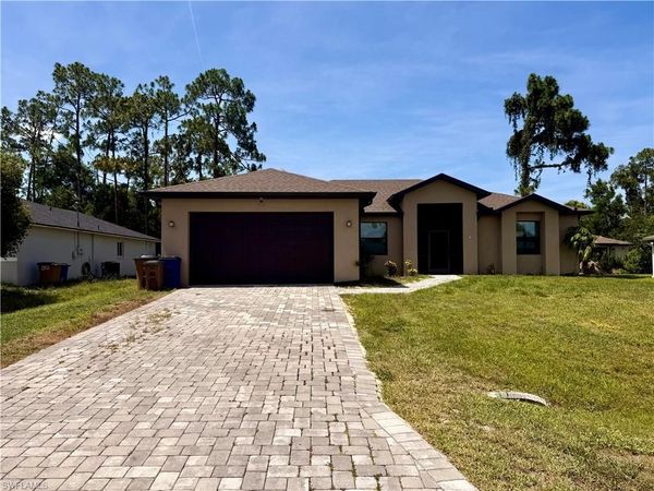 5560 Belrose ST , LEHIGH ACRES, FL 33971