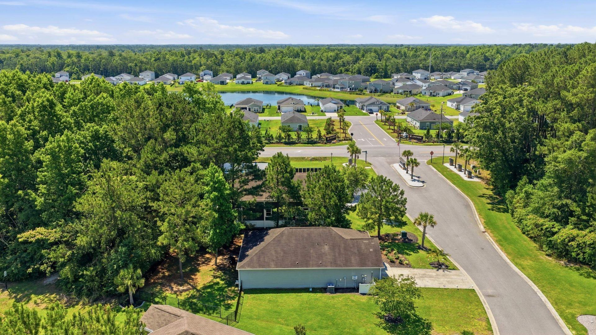 100 Oak Leaf Dr. Photo 61