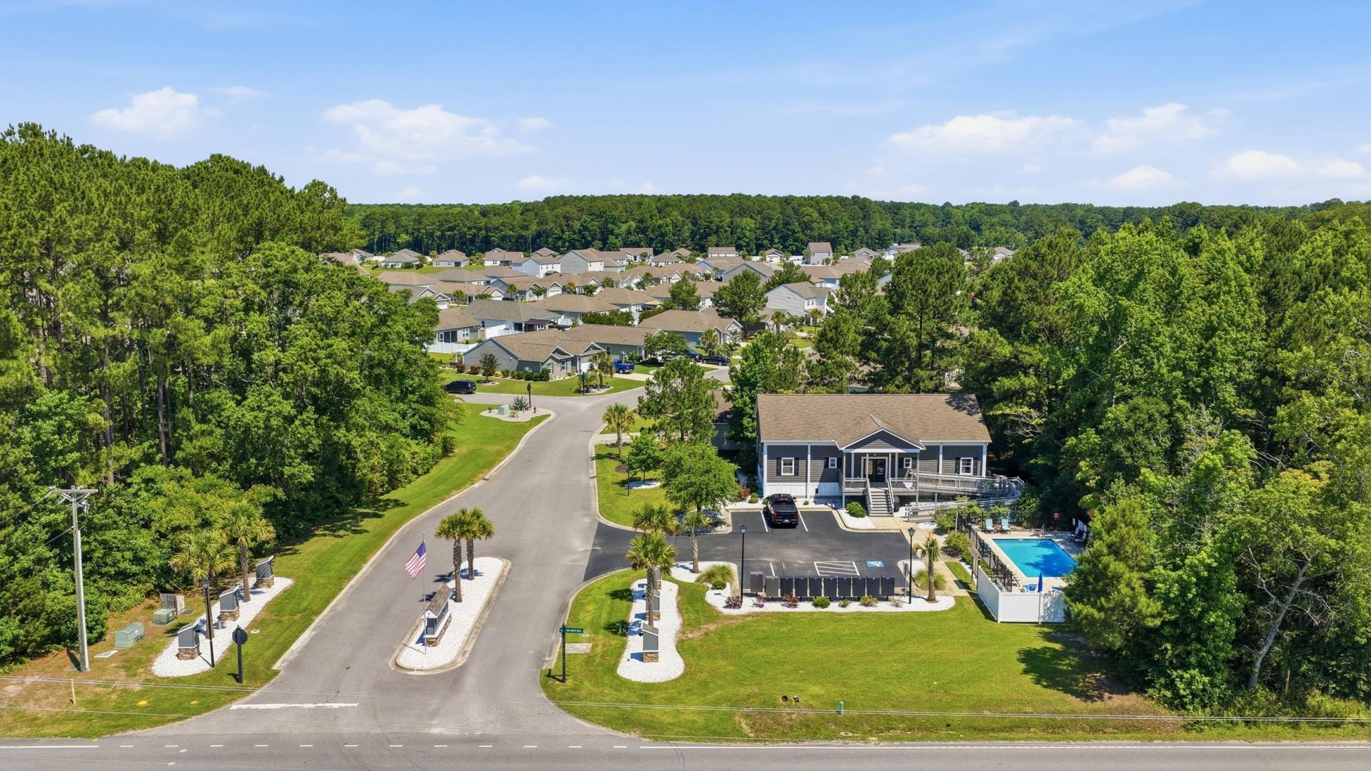 100 Oak Leaf Dr. Photo 62
