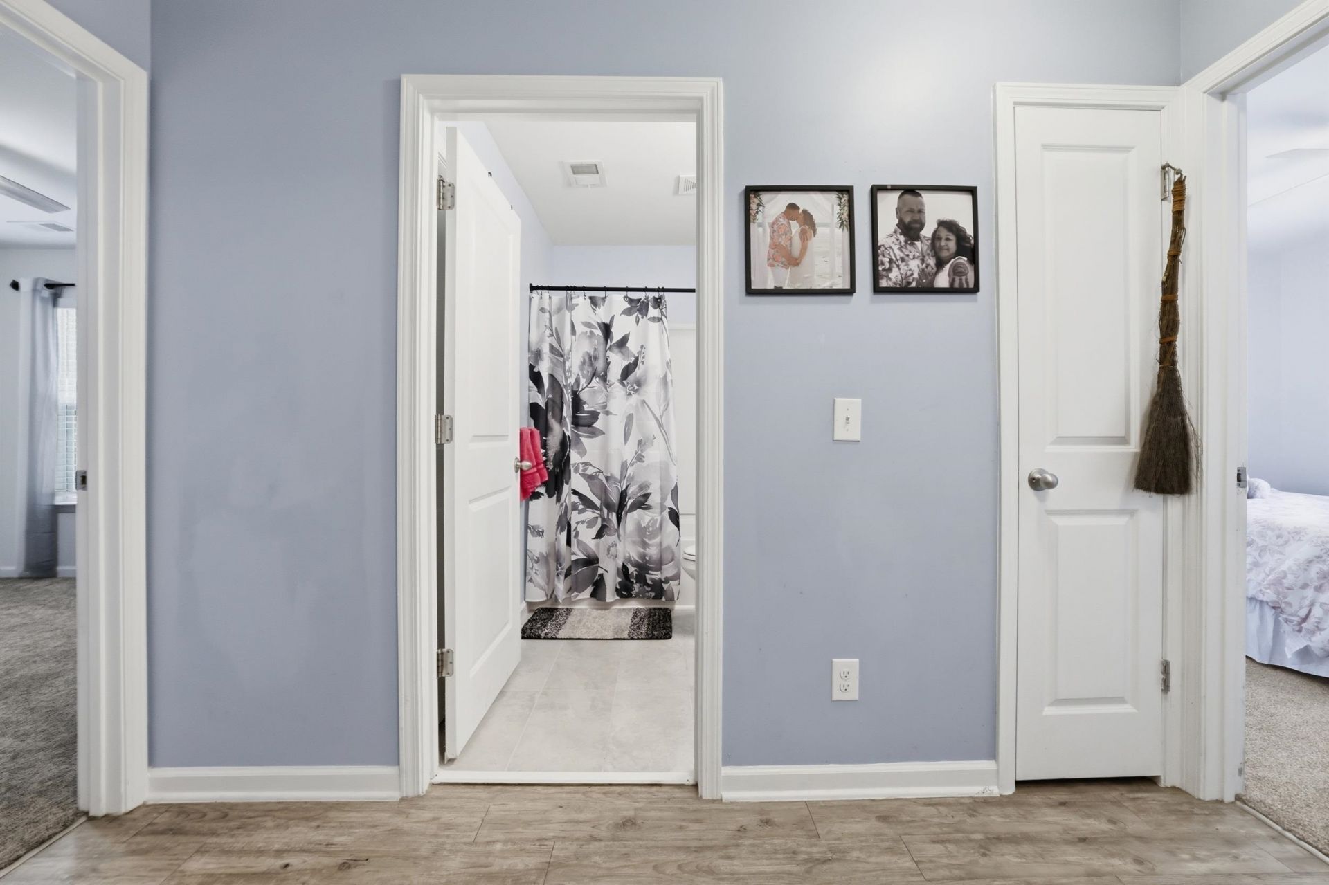 100 Oak Leaf Dr. Photo 9