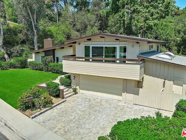 4117 Ellenita Avenue, Tarzana, CA 91356