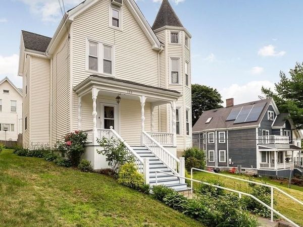 109 Walnut St, Unit 109, Malden, MA 02148