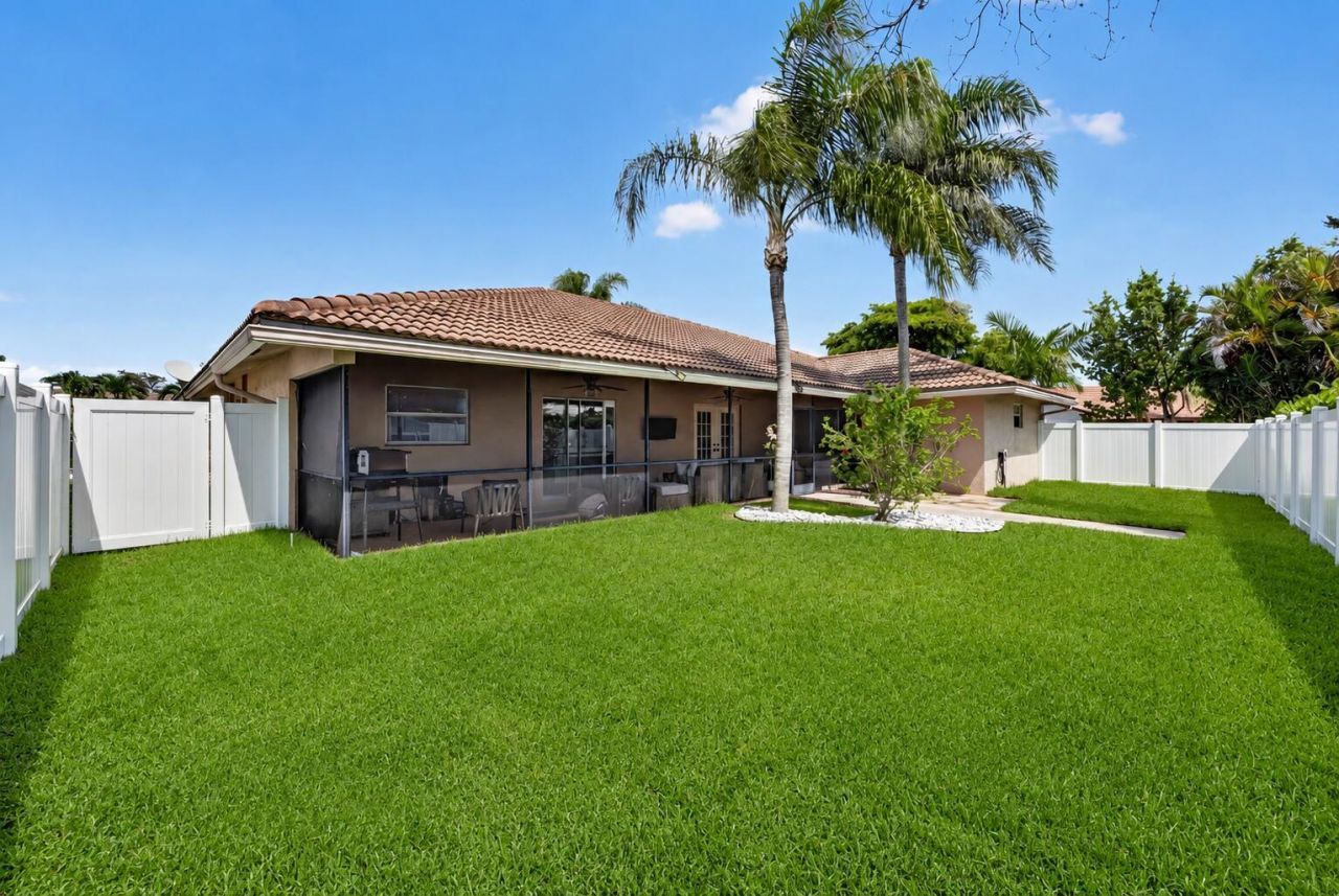 7816 Sunflower Drive, Margate, FL 33063 Photo