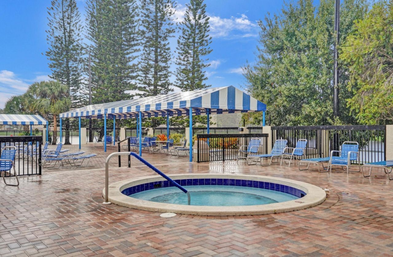 2768 Carambola Circle S, Unit 301, Coconut Creek, FL 33066 Photo