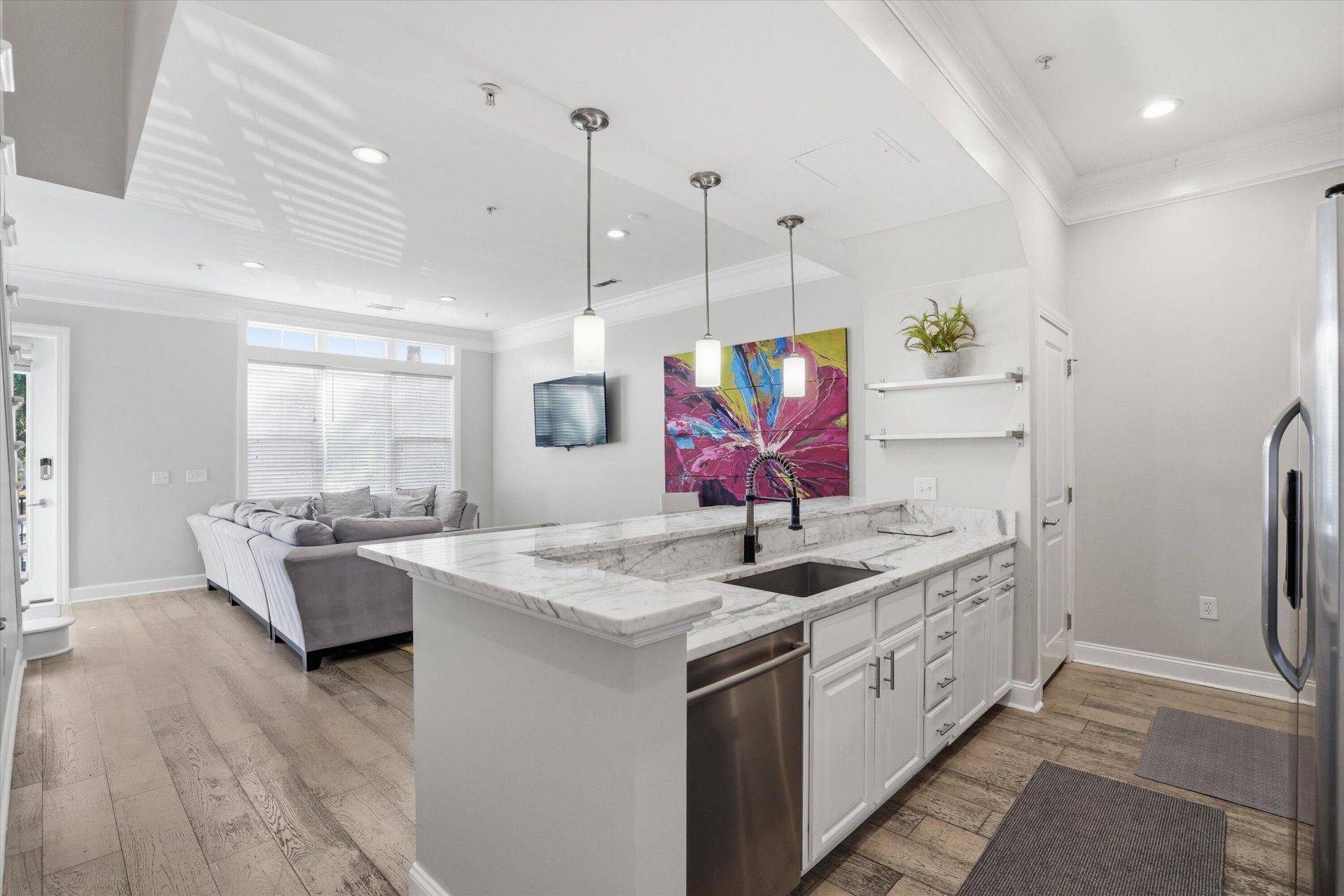 200 River Landing Drive Photo 13