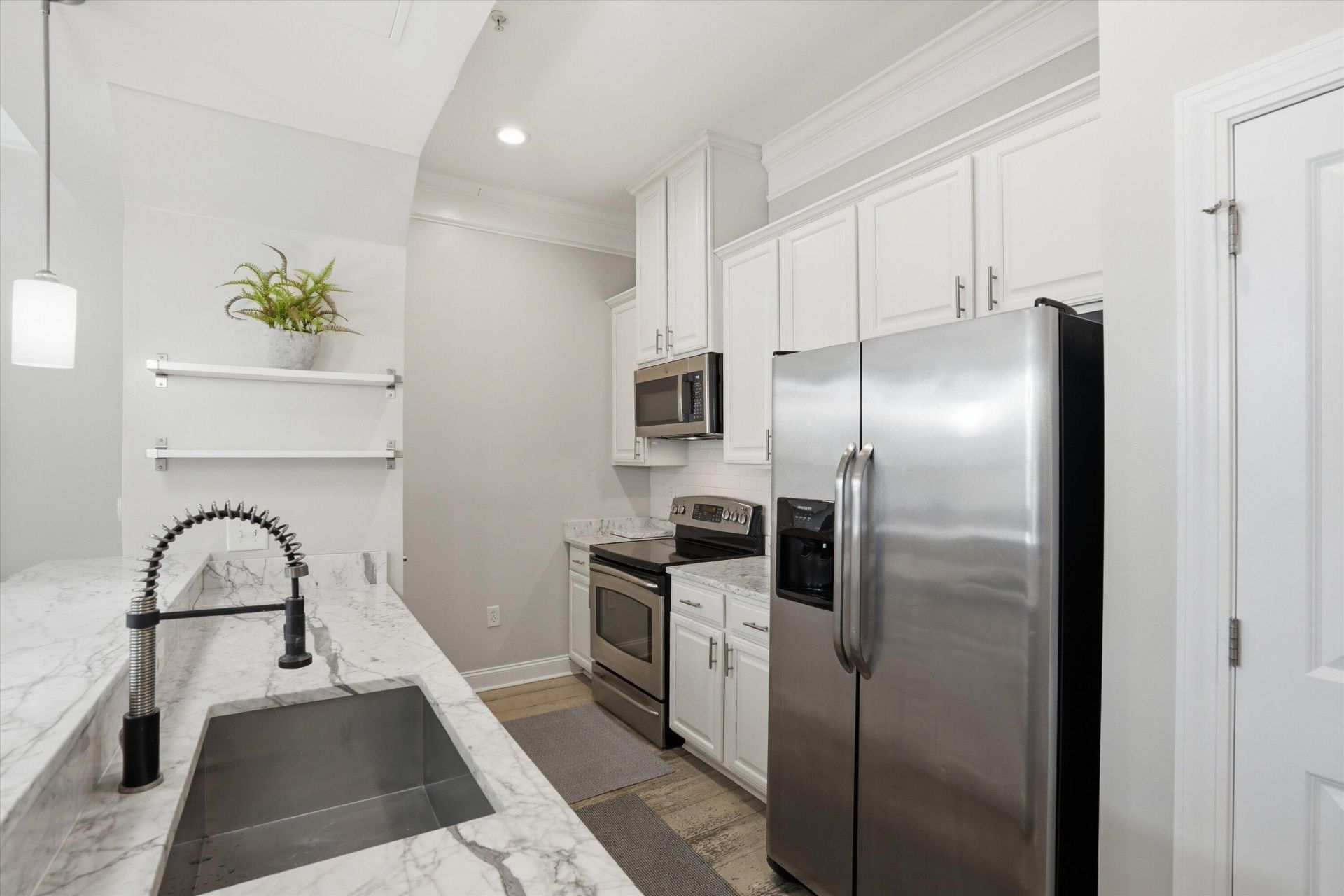 200 River Landing Drive Photo 14