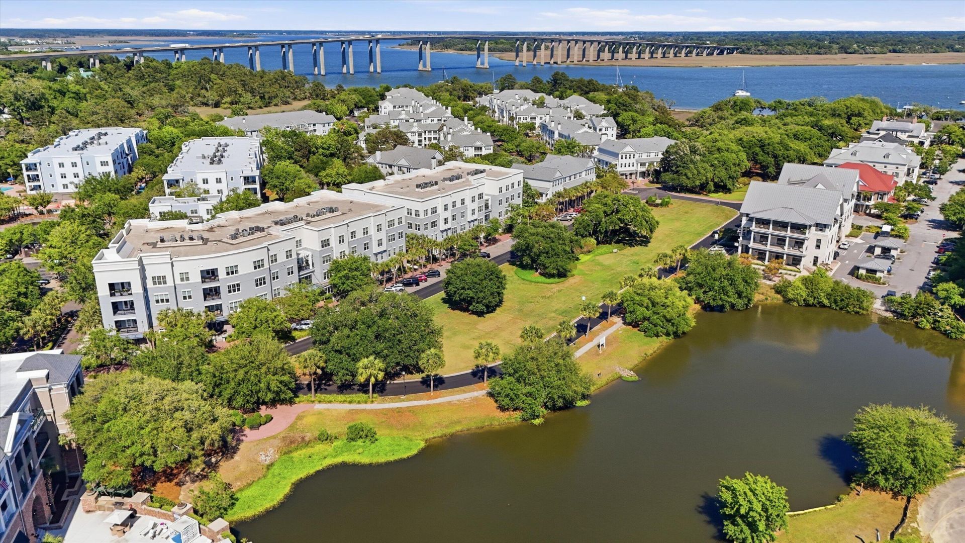 200 River Landing Drive Photo 38