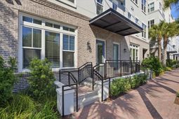 200 River Landing Drive photo 4