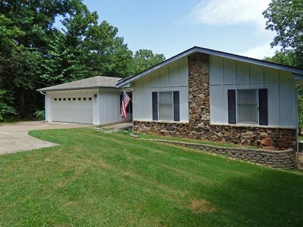 121 Cherokee Road, Cherokee Village, AR 72529