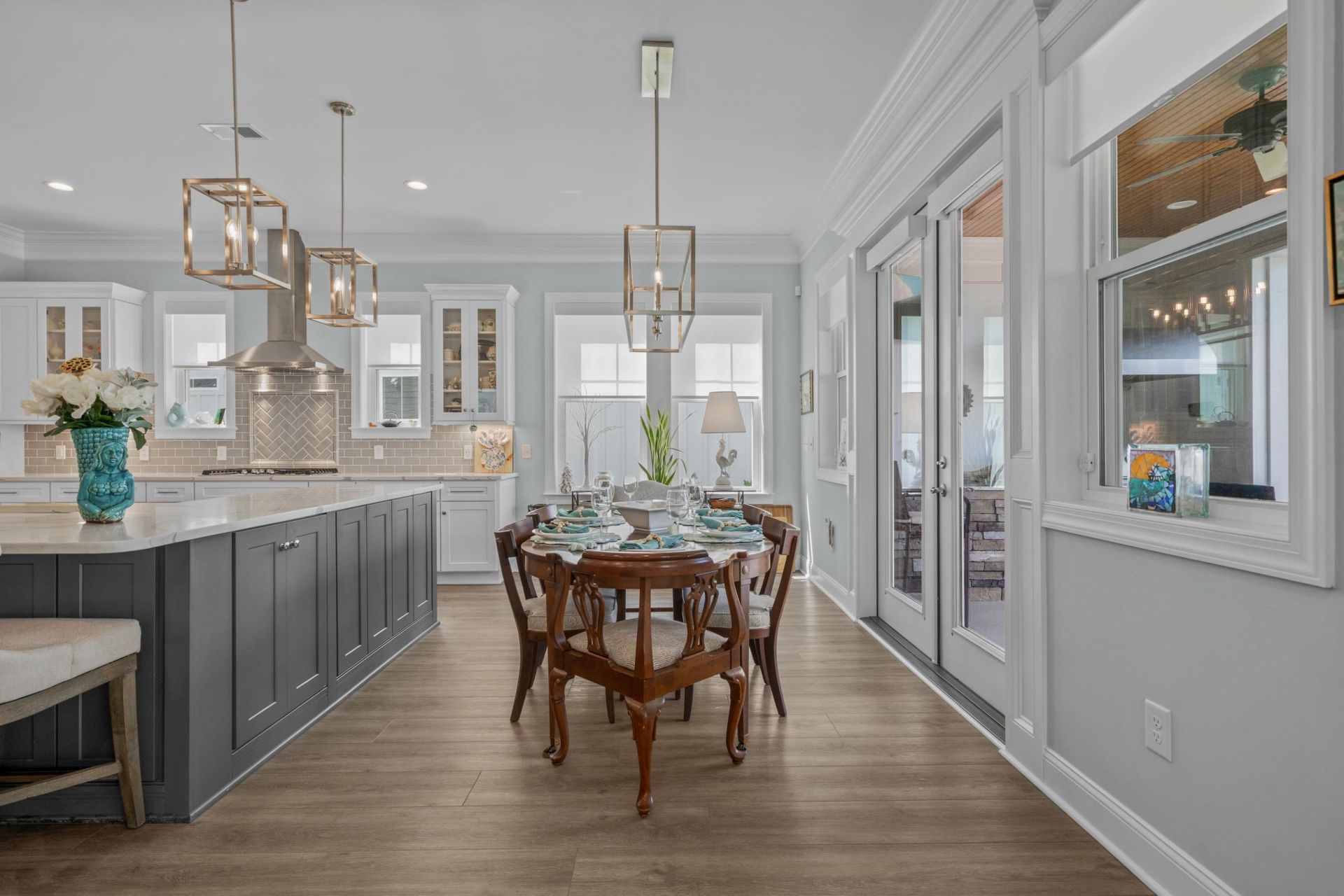 678 Waterbridge Blvd. Photo 15