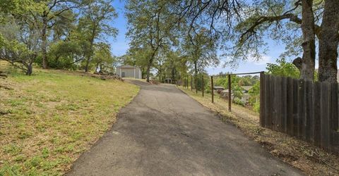 12400 Dry Creek Rd, Auburn, CA 95602 Photo