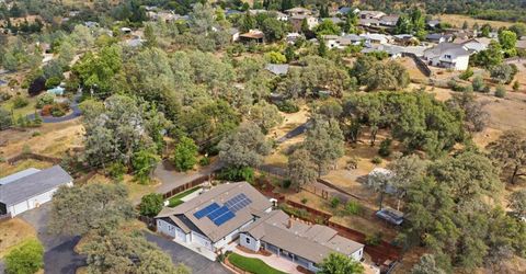 12400 Dry Creek Rd, Auburn, CA 95602 Photo