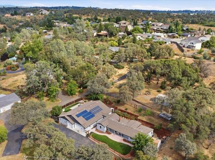 12400 Dry Creek Rd, Auburn, CA 95602 Photo