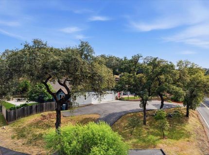 12400 Dry Creek Rd, Auburn, CA 95602 Photo