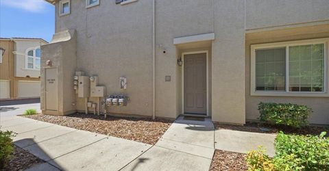 1001 Ferry Cir, Folsom, CA 95630 Photo