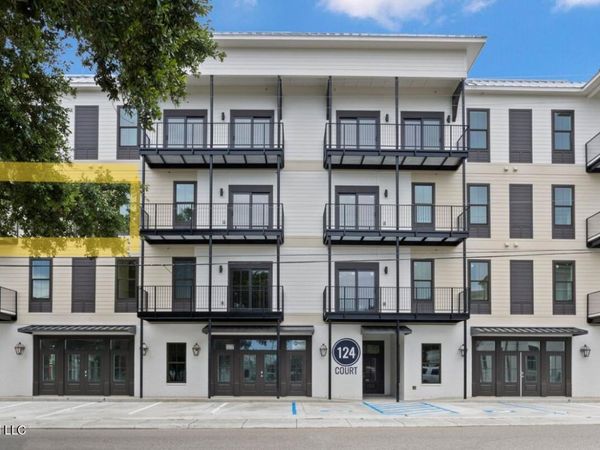124 Court Street, Bay Saint Louis, MS 39520