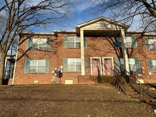 622 Castlegate Dr , Nashville, TN 37217
