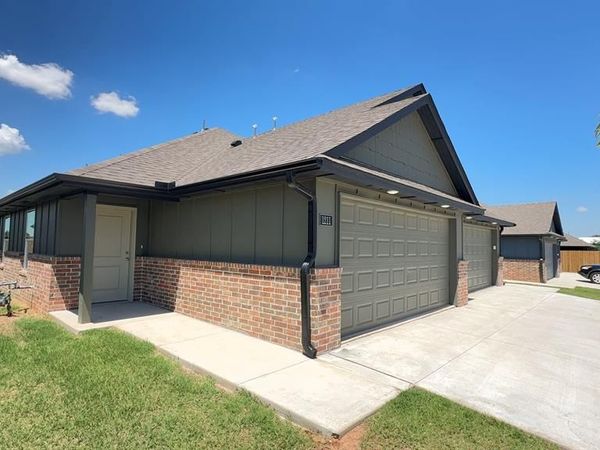 1211 NW 113TH Street, Oklahoma City, OK 73114