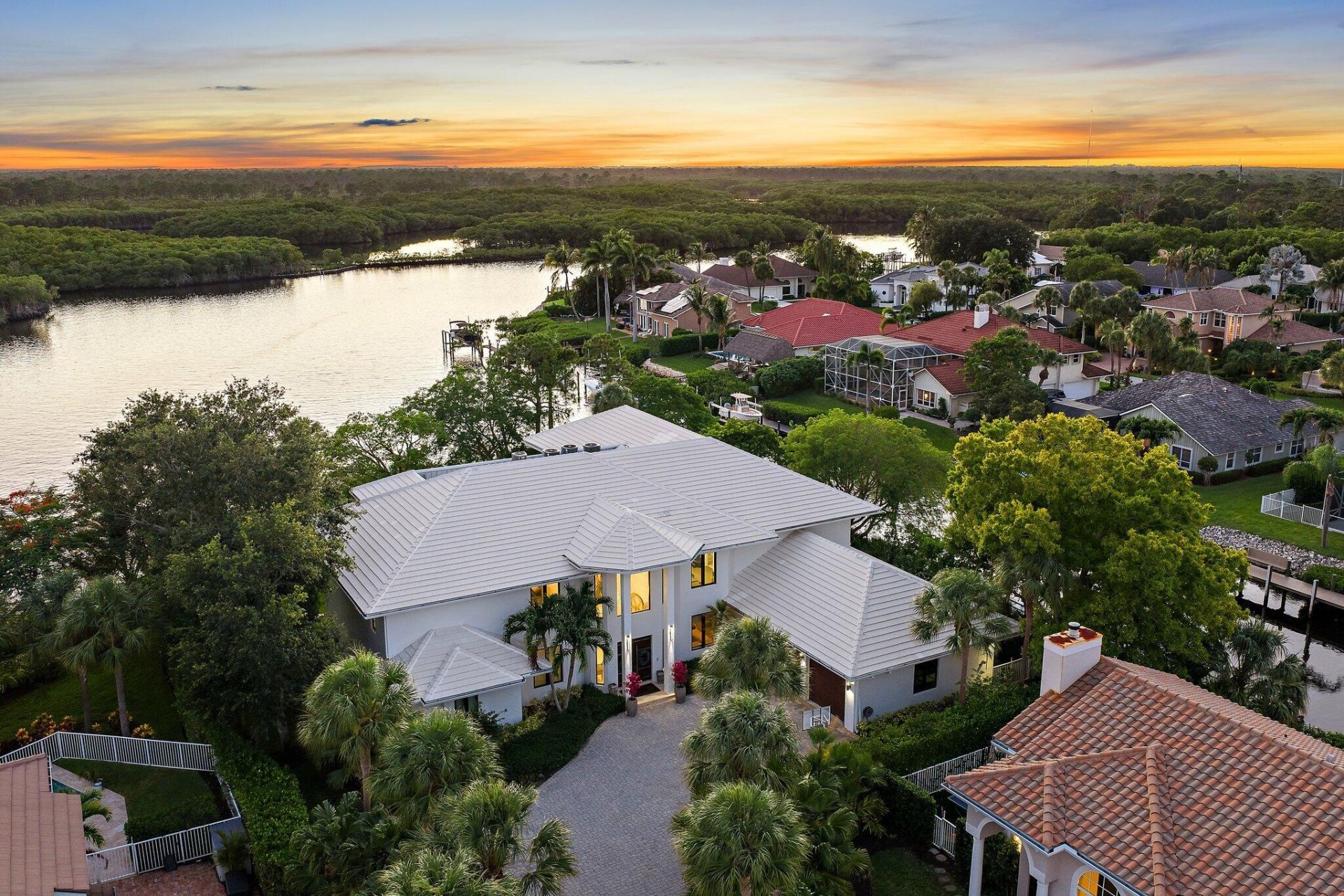 8818 SE Riverfront Terrace, Jupiter, FL 33469 Photo