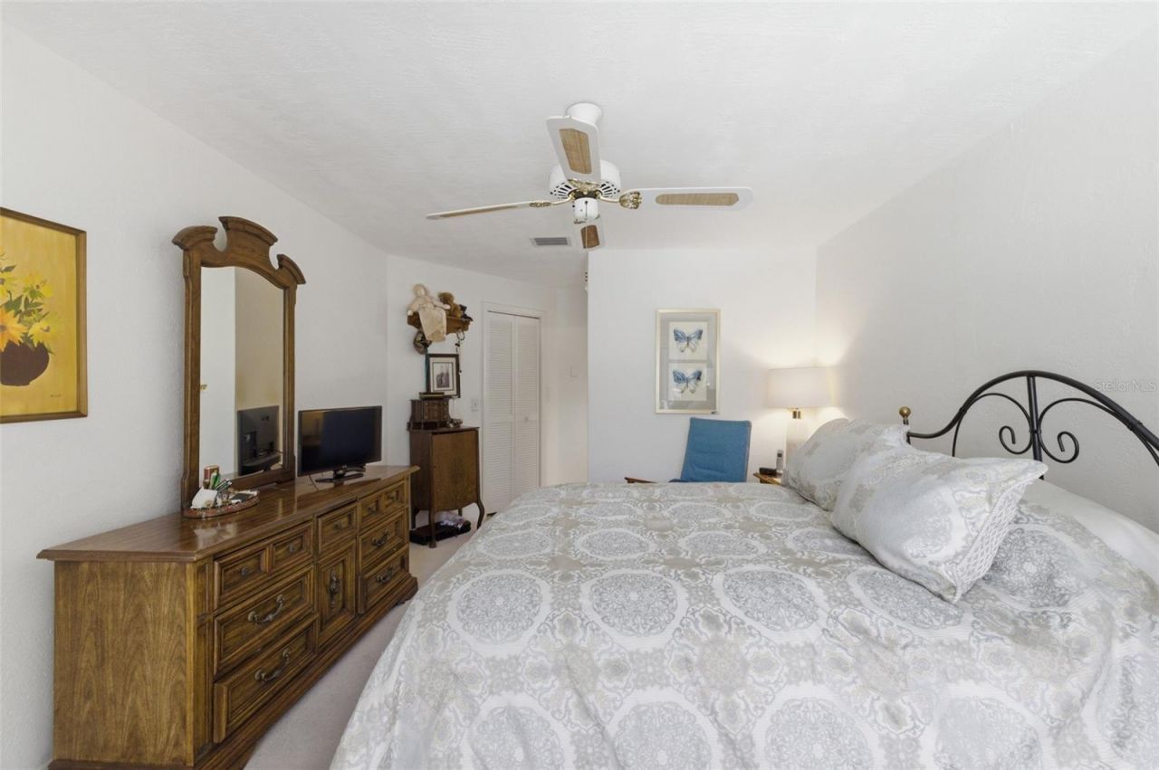 1335 Whiskey Creek Drive , Fort Myers, FL 33919 Photo