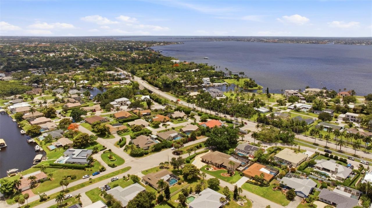 1335 Whiskey Creek Drive , Fort Myers, FL 33919 Photo