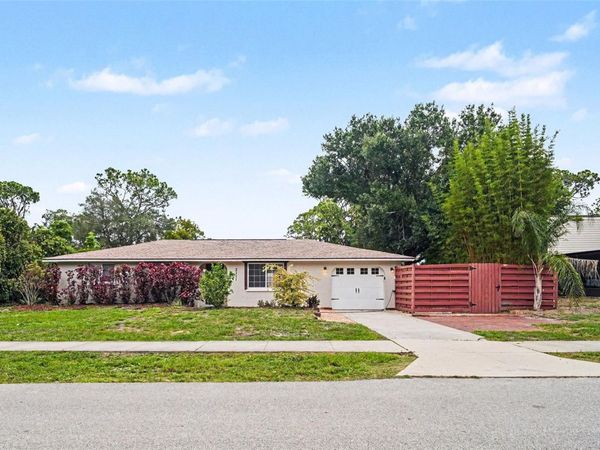 2111 FAIRFIELD AVENUE, SARASOTA, FL 34232