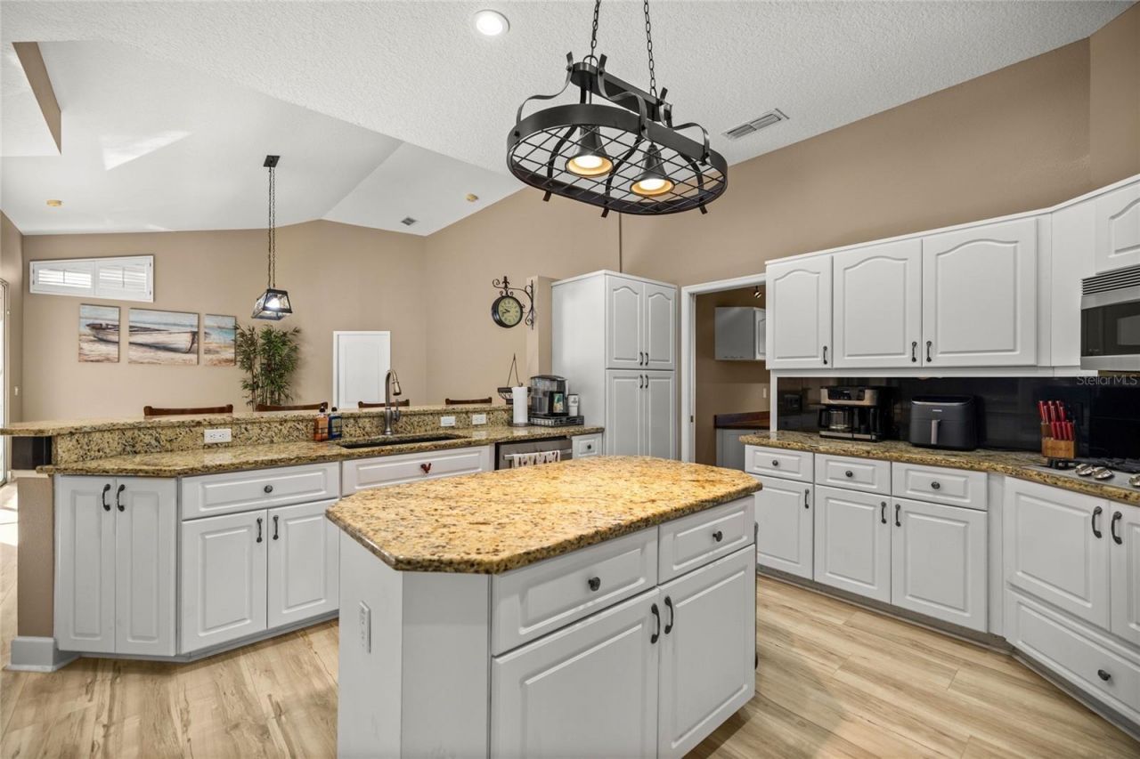 4860 W Angus Drive , Beverly Hills, FL 34465 Photo