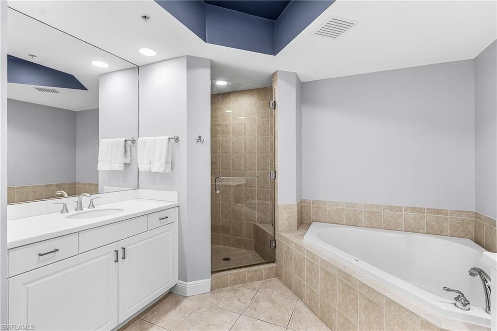 2090 W First St, Unit 1210, Fort Myers, FL 33901 Photo