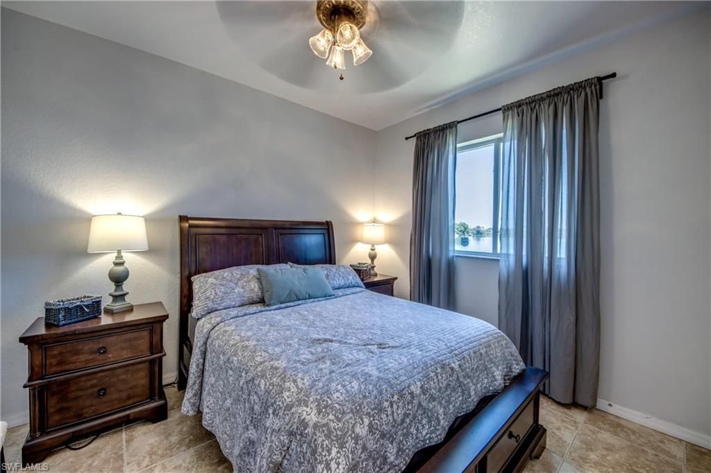 2319 NE 19th St , Cape Coral, FL 33909 Photo