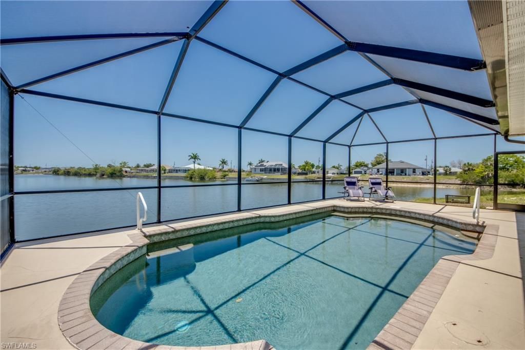 2319 NE 19th St , Cape Coral, FL 33909 Photo