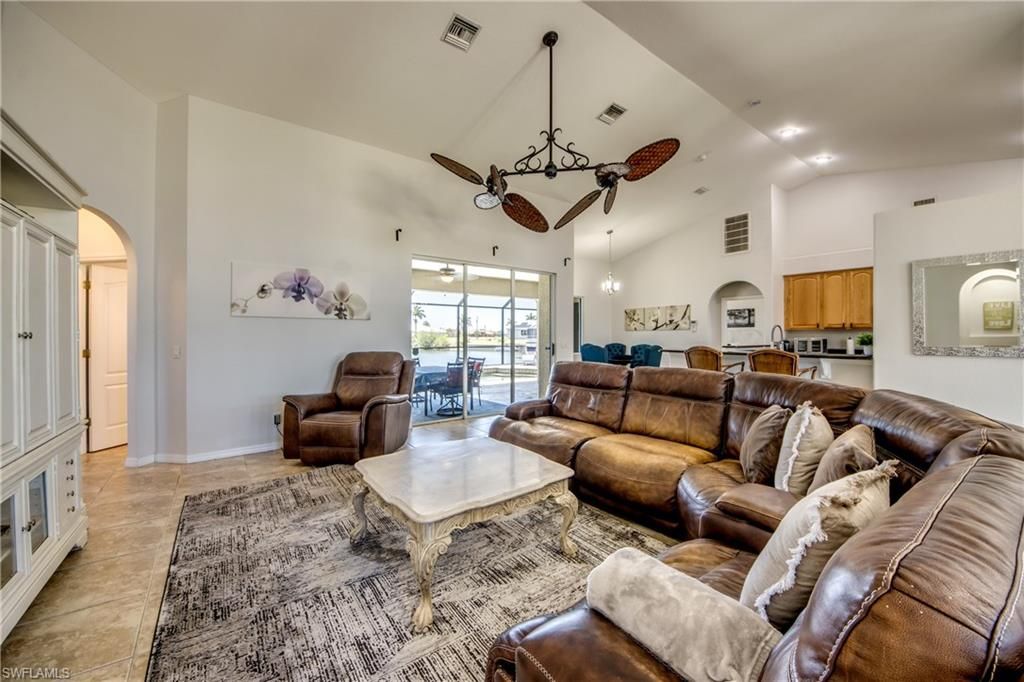 2319 NE 19th St , Cape Coral, FL 33909 Photo