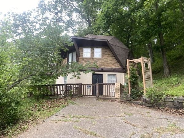 304 Wampler , Greenup, KY 41144