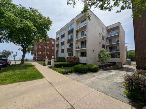 1057 W Pratt Boulevard , Unit 3C, Chicago, IL 60626