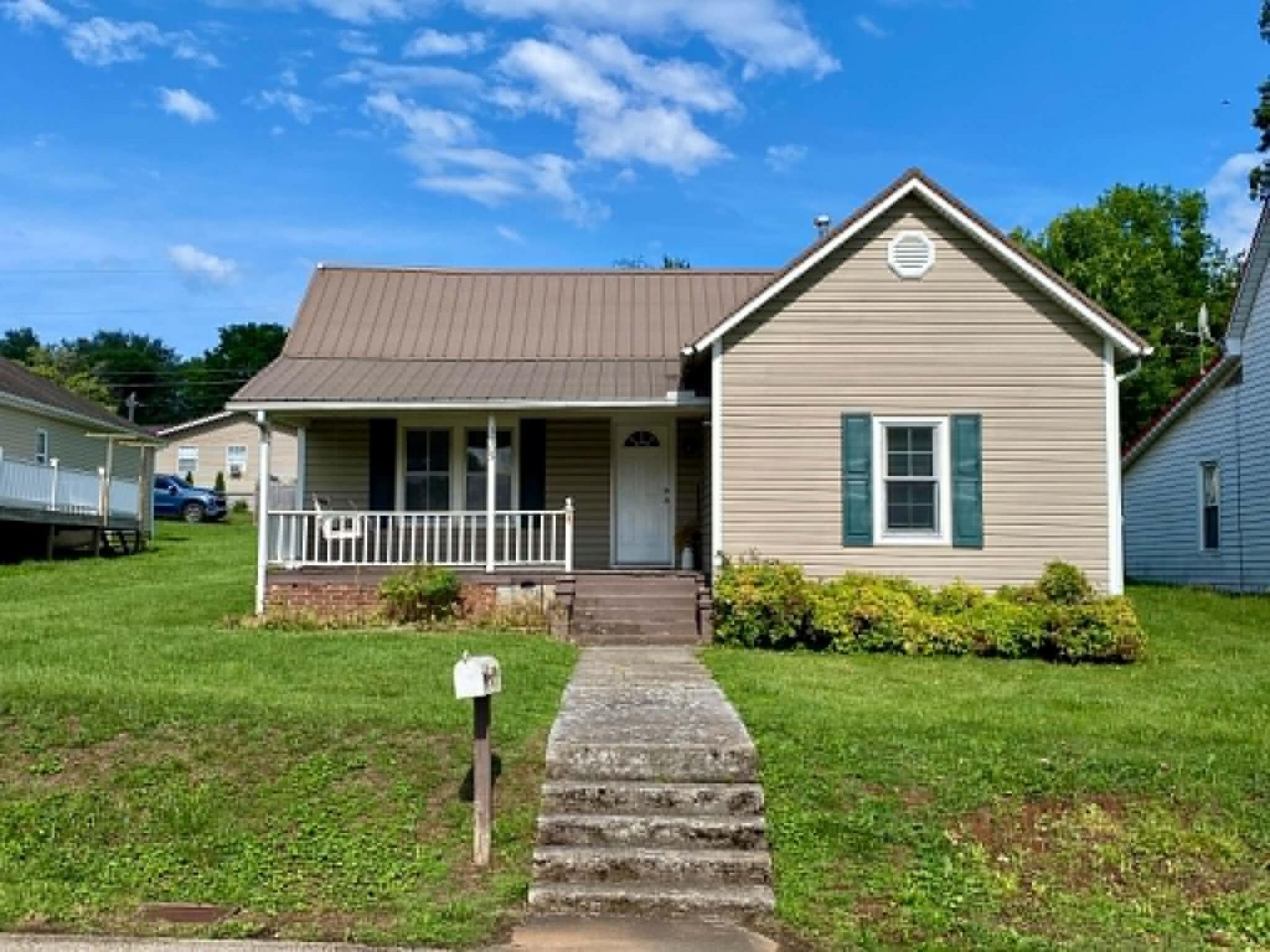 1505 S Sizer Avenue, Jefferson City, TN 37760 Main Photo