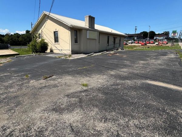 323 E Morris Boulevard, Morristown, TN 37813