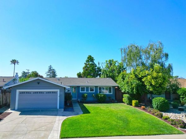 749 Moraga Dr, Livermore, CA 94550