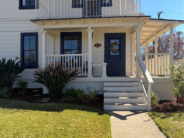 210 Encinitas Ave, Unit A, Monrovia, CA 91016