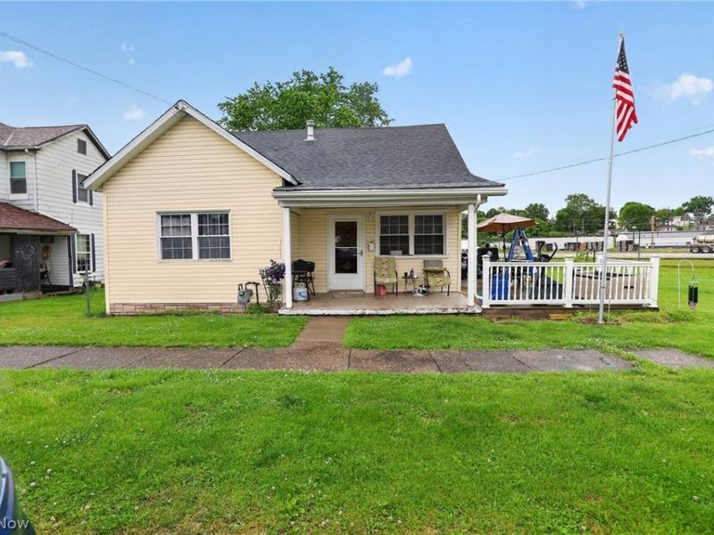 1403 Baird Avenue, Cambridge, OH 43725 Photo 1