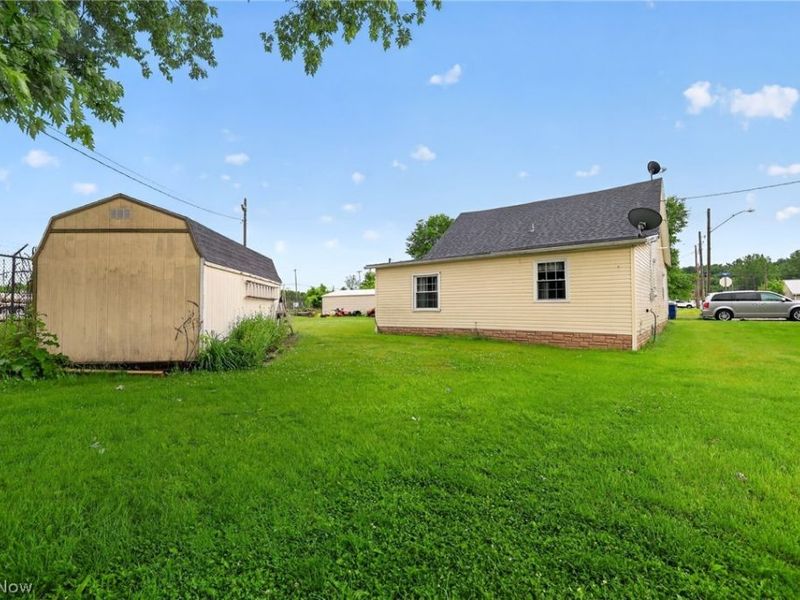 1403 Baird Avenue, Cambridge, OH 43725 Photo 3