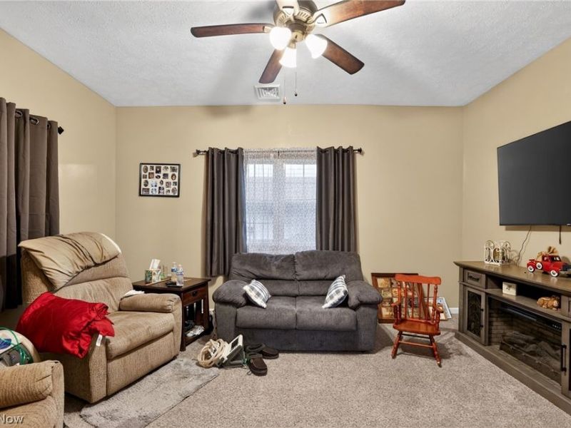 1403 Baird Avenue, Cambridge, OH 43725 Photo 5
