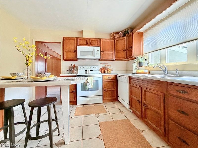 805 Pomeroy Pike, Belpre, OH 45714 Photo 10