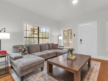 4121 Junius Street, Unit 4123, Dallas, TX 75246
