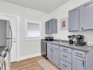 4121 Junius Street, Unit 4123, Dallas, TX 75246