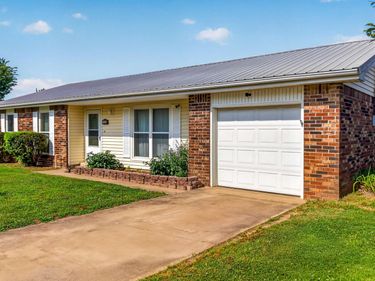 2122 P Street SW, Miami, OK 74354