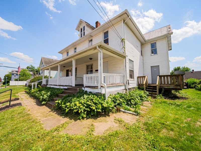 123 W Corwin Street, Circleville, OH 43113 Photo 1