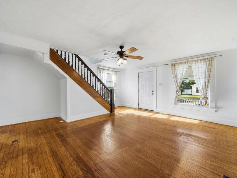 123 W Corwin Street, Circleville, OH 43113 Photo 3