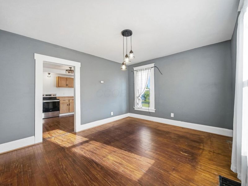 123 W Corwin Street, Circleville, OH 43113 Photo 7