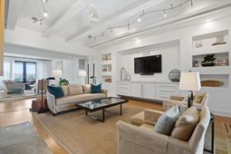 2608 Bayonne Street photo 4
