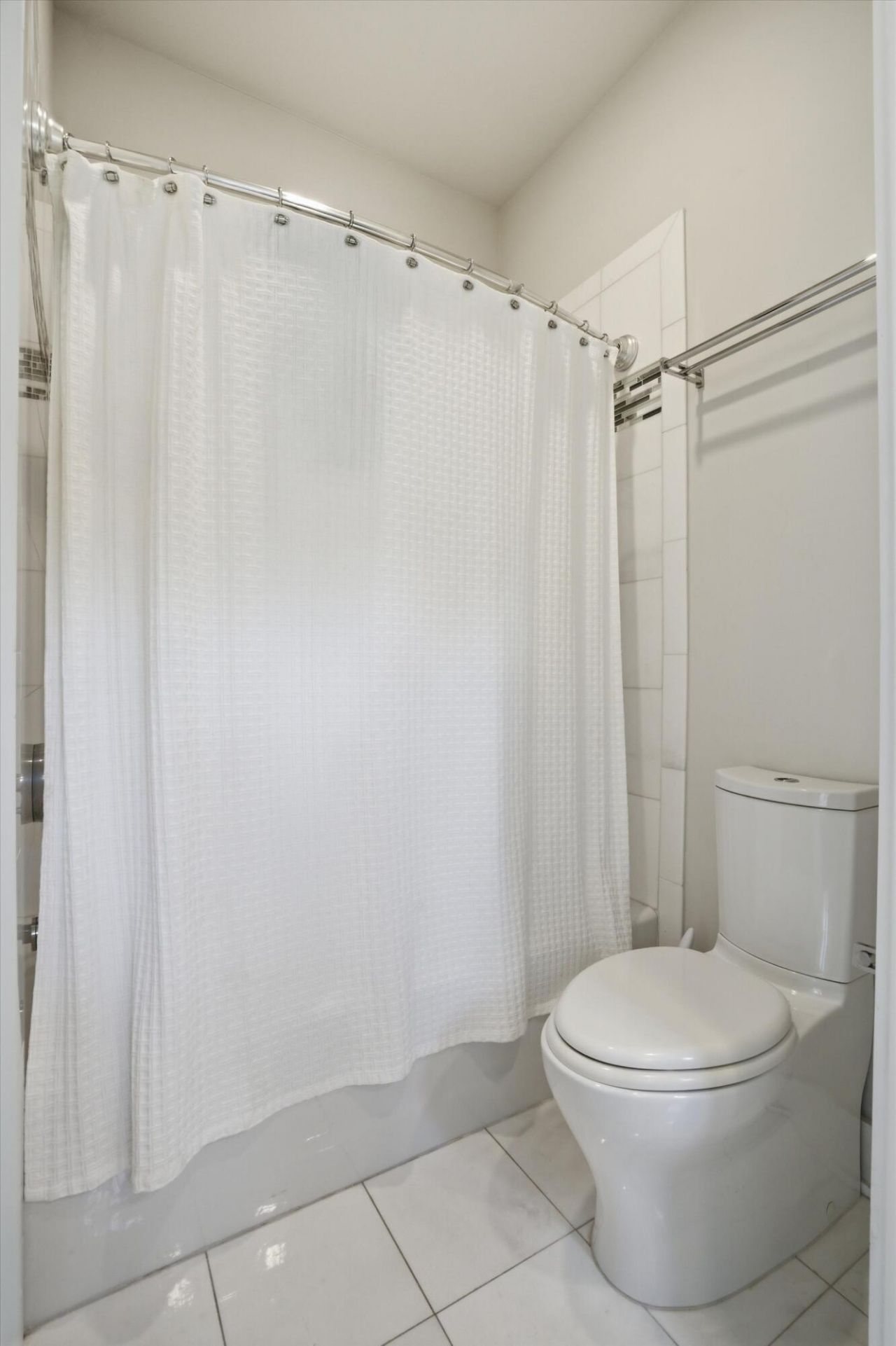 2608 Bayonne Street Photo 53