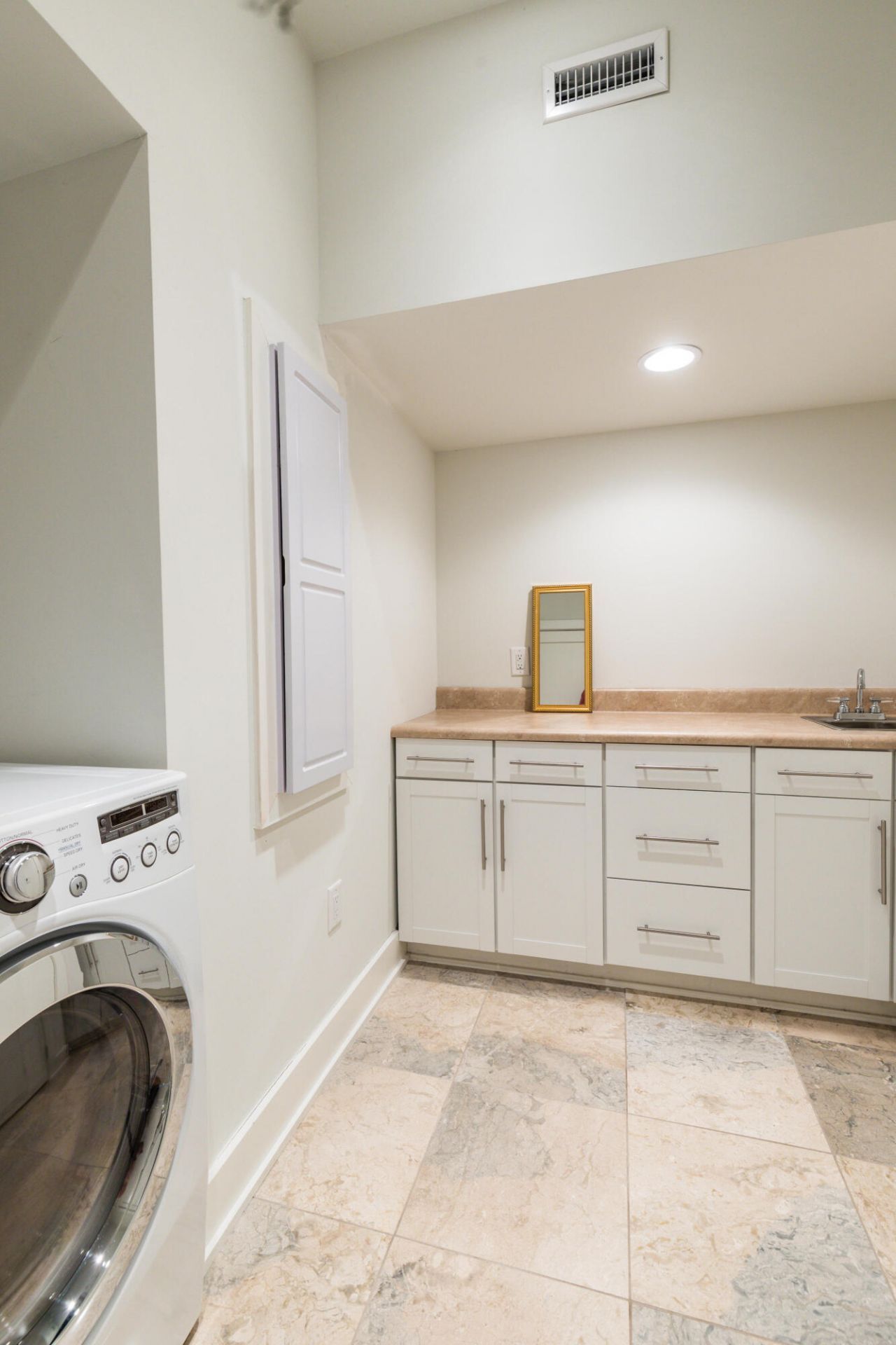 2608 Bayonne Street Photo 86
